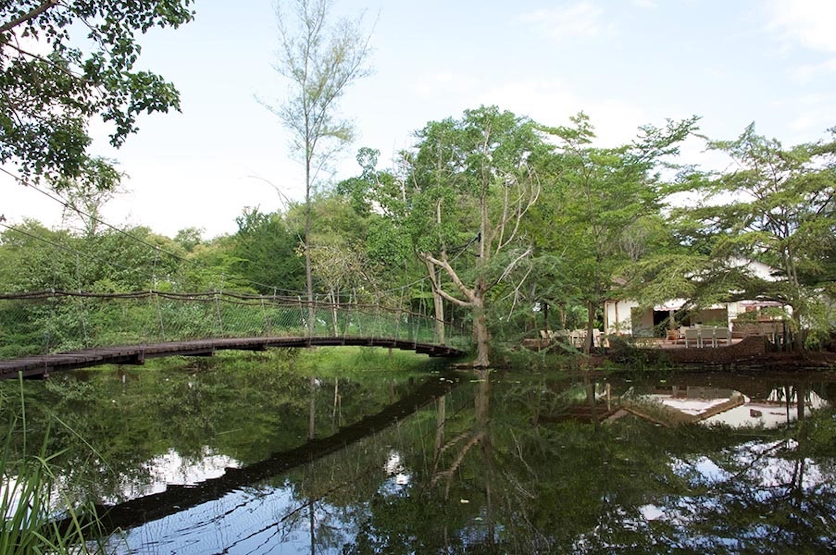 Hunters Lodge Twaandu Luaran gambar