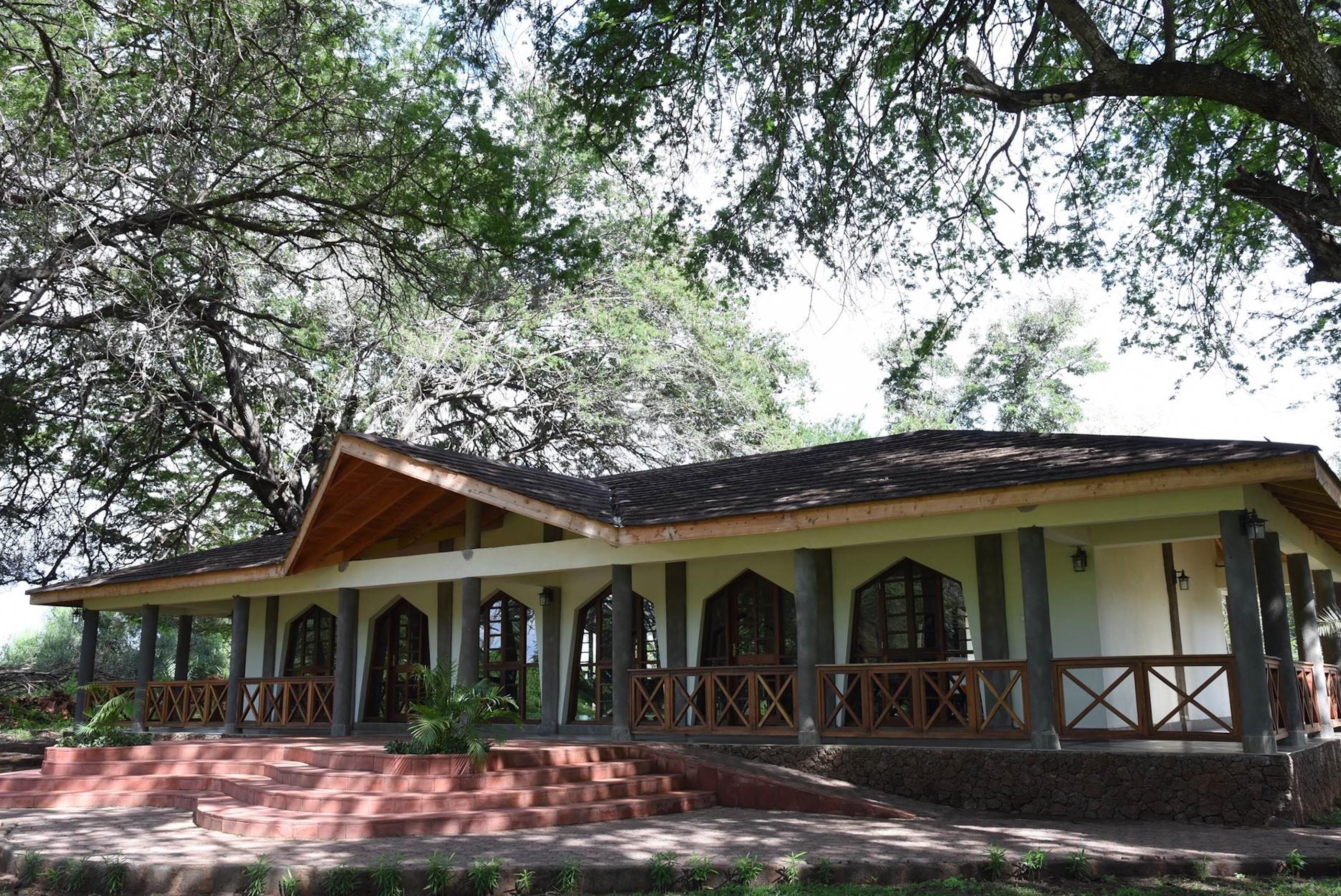 Hunters Lodge Twaandu Luaran gambar